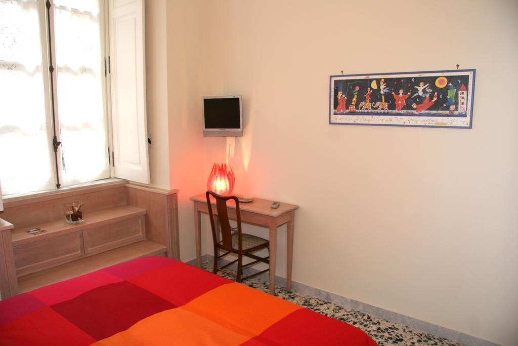 Beb Di Fiore Napoli Rom bilde